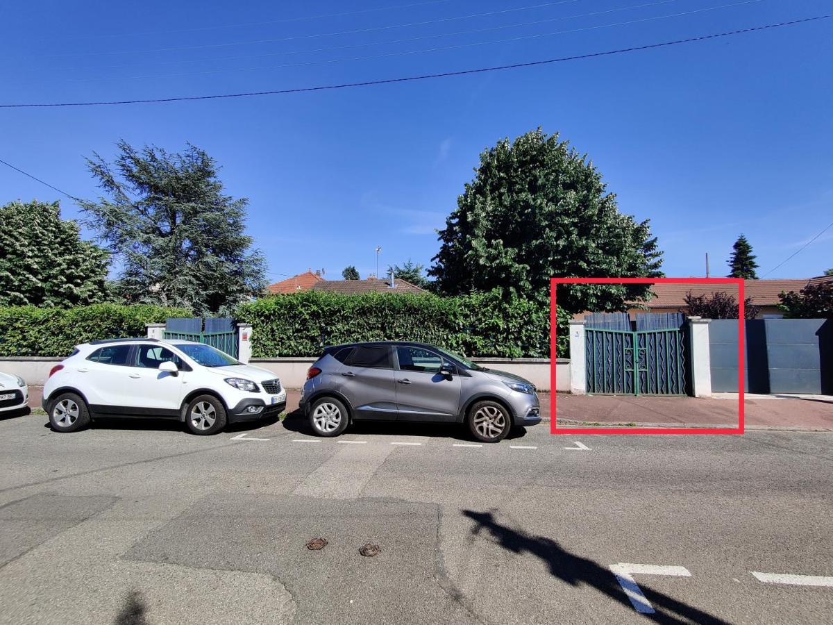 Appartamento Maisonnette Avec Jardin, Parc Du Chene Bron Esterno foto